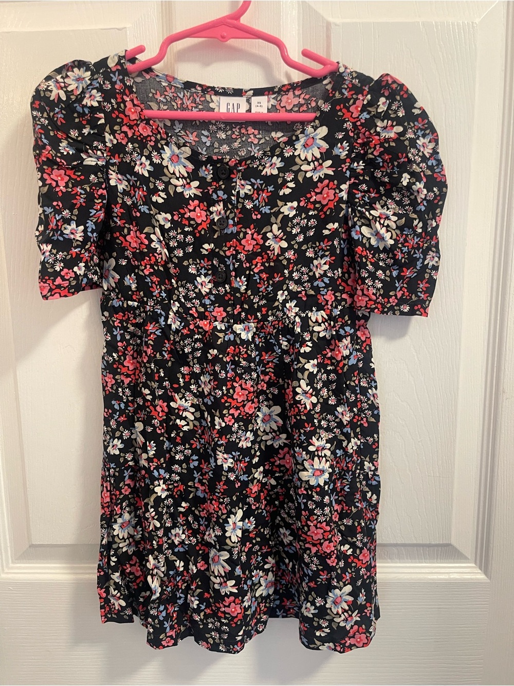 GAP Black Floral Puff-Sleeve Dress with Pink & White Flowers